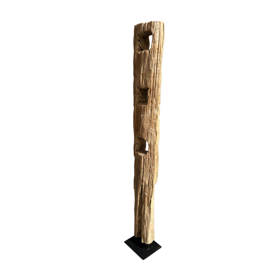 VINTAGE TOTEM FENCE POST
