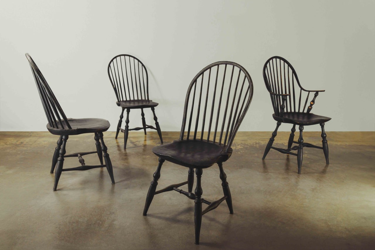 Black Vintage Windsor Chair
